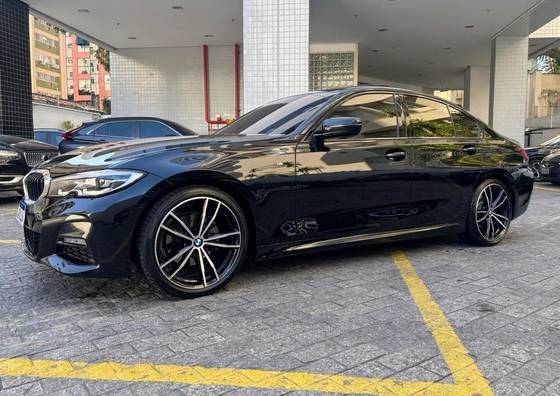 BMW 320i 2.0 16V TURBO GASOLINA M SPORT AUTOMÁTICO BMW 320i 2.0 16V TURBO GASOLINA M SPORT AUTOMÁTICO